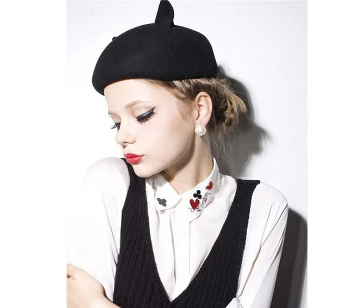 

Hot Sell Clip Scarf Acrylic Brooch Fabric Crafts Lapel Pins Brooch for Wedding Suit, Silver