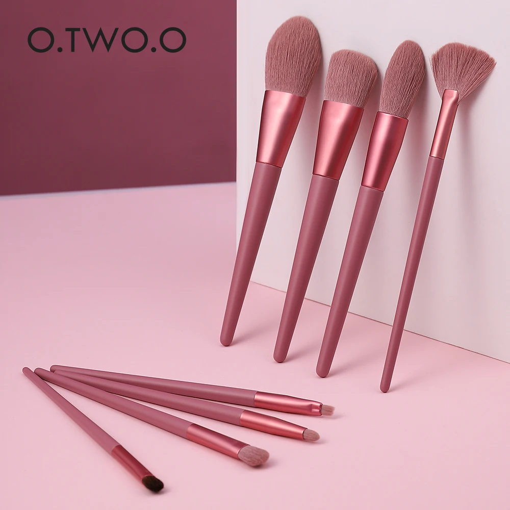 

O.TWO.O Makeup Brushes High Quality 8pcs Soft Dedicate Cosmetics Brush Set Wholesale, 3 colors