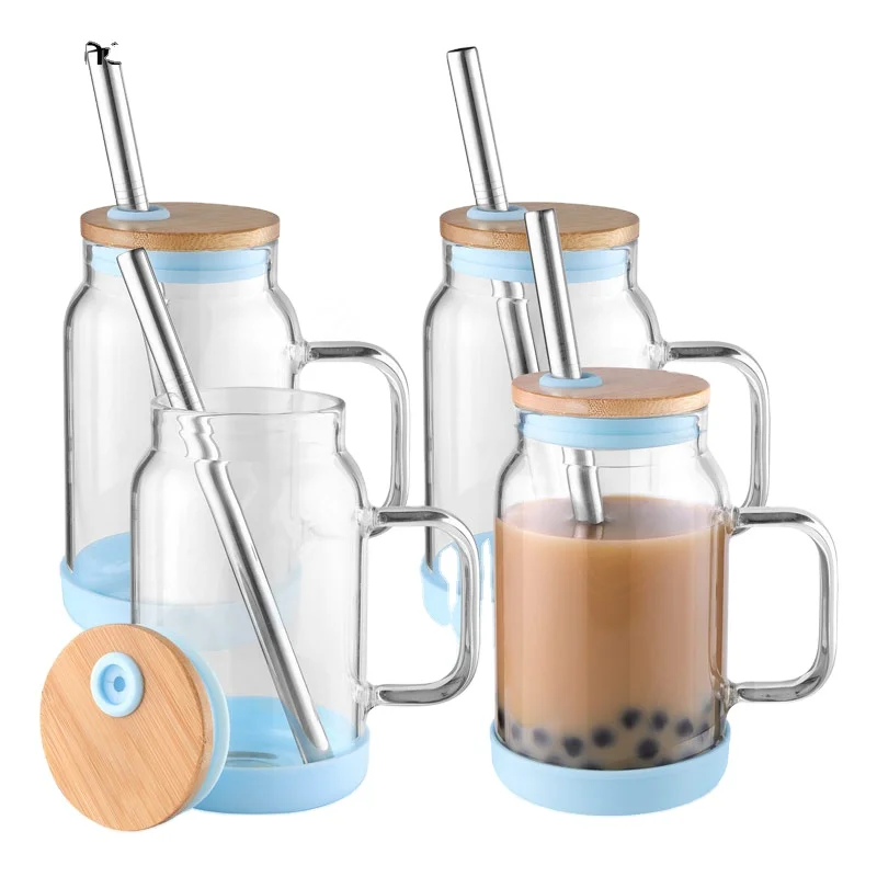 

New Product Hot Selling Reusable Transparent Custom Christmas Glass Coffee Mugs With Straw And Lids