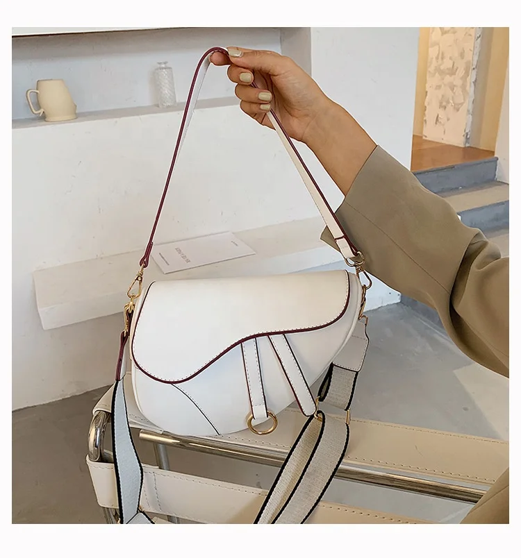 

2022 Solid Drop Shipping Leather Lads D Purse hand Bags Cross Wide Shoulder Girl Handbags Summer Small Jelly Ladies Saddle Bag