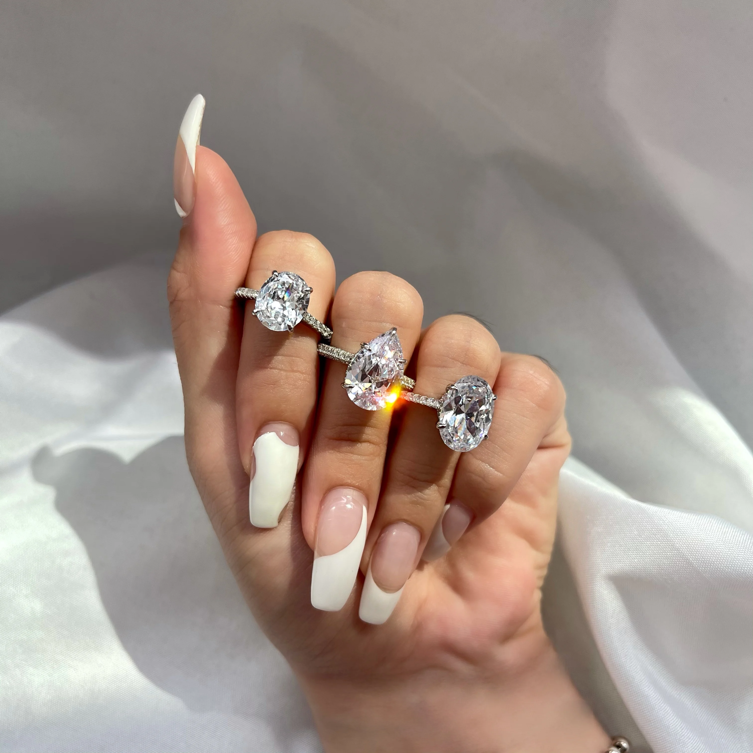 

Dylam Wholesale Zircon Dainty Eternity Designer Custom Promise Engagement Heart Ladies Luxury Round Cut 925 Silver Wedding Ring