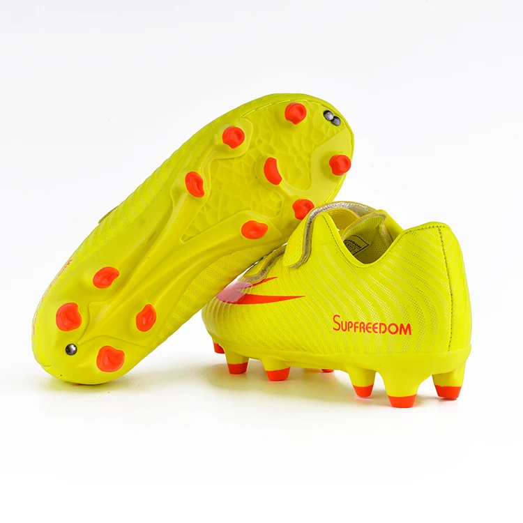 venta de botines de futbol para niños