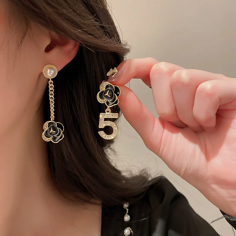 

fashion black number flower modern hot earrings 2022