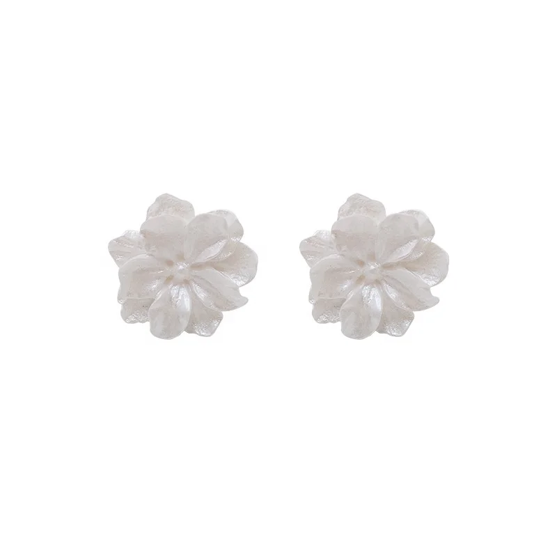 DAIHE ER5003 925 Silver needle acrylic flower earrings Korea  temperament simple earrings Fashion trend earrings