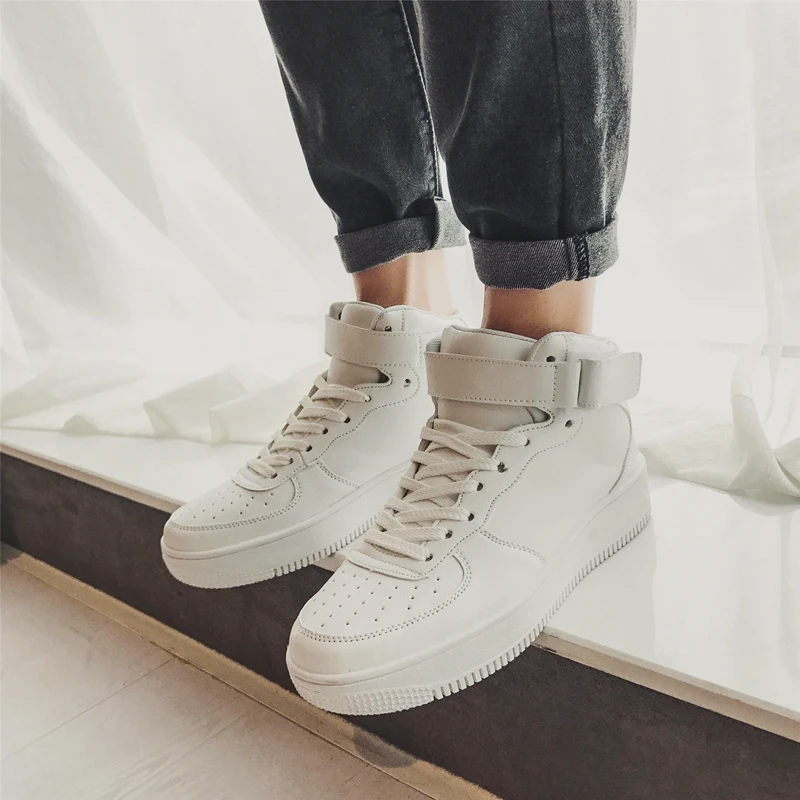 

Wholesale Custom Sneakers Logo Men Casual Shoes new design Sneakers Men Walking Sport Shoes for Men and Women, Black,white