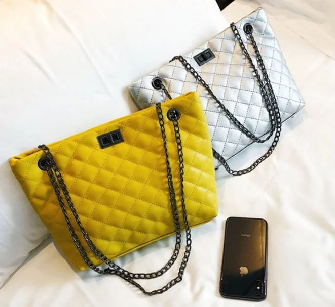 

New design large capacity mobile phone bag shoulder bag women handbags with chain strap for ladies