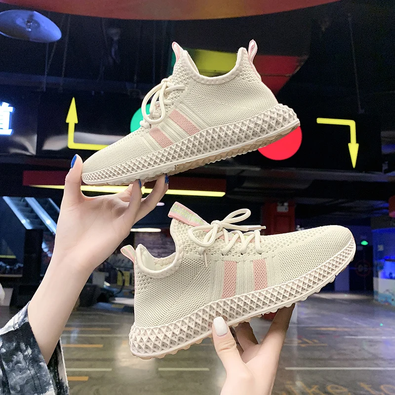 

China Wholesale Fashion Mesh Comfortable Running Shoes Colorful Breathable Women Sneakers