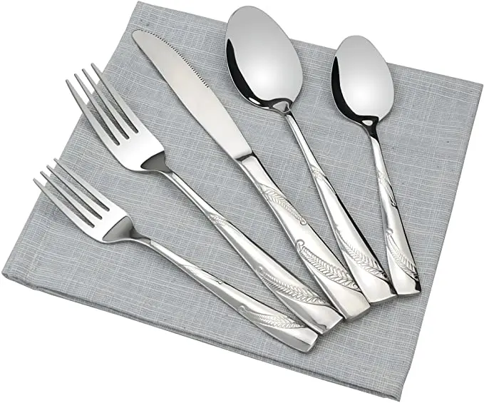 

Classical Western 5PCS cutlery Stainless Steel Dinner Knife Spoon Fork Dessert Fork Spoon Flatware Set