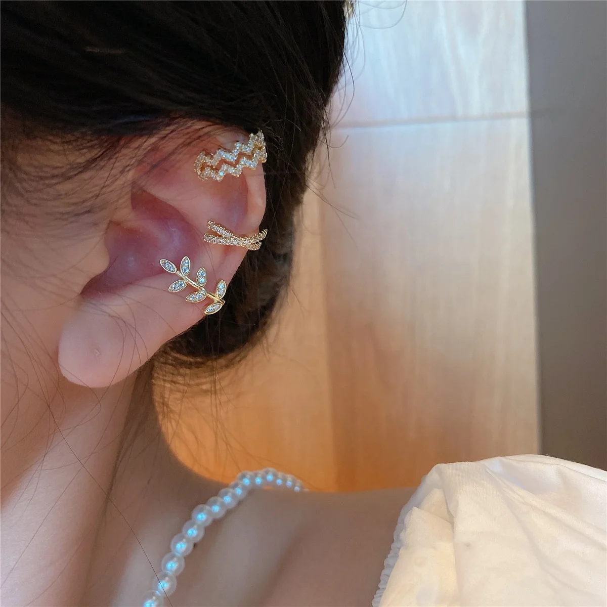 

Korean fashion jewelry 1pcs gold plated flower bow geometric zircon ear cuffs clip on earrings non pierced for women 2022, Gold silver