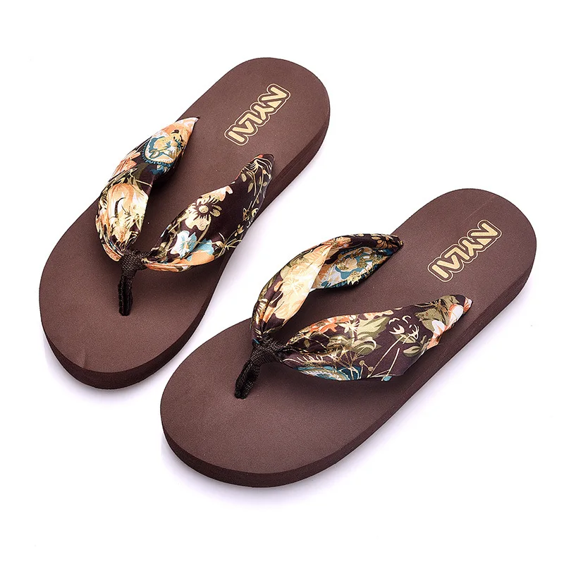

Fashionable Summer Bohemian Satin Casual Pin Flip Flops Flat Heel Women's Beach Shoes Net Wear Slippers
