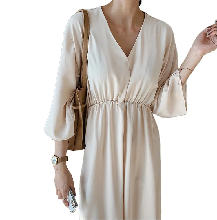 

2021Female summer Japanese Korean temperament v neck stretch waist slimming high end tencel mid length dress
