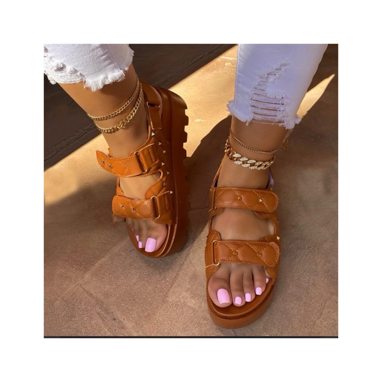 

New Ladies Summer Thick Waterproof Platform Comfortable Studded Sandals Fashion Ladies Slippers