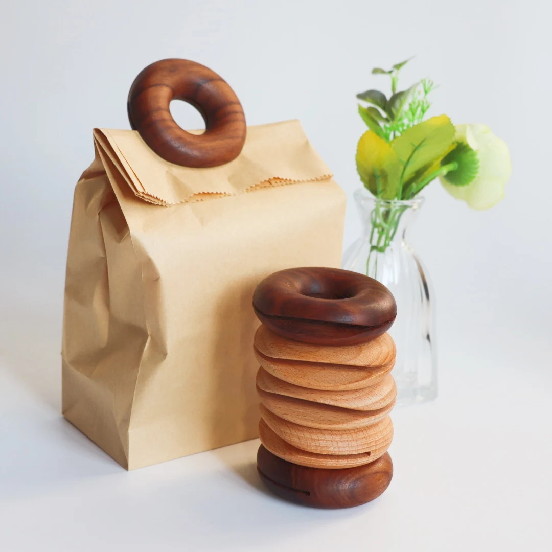 

Beech Wood Book Mark Paper Clip Design Modern Round Decoration Food Bag Sealer Donuts Sealing Clips, Natural