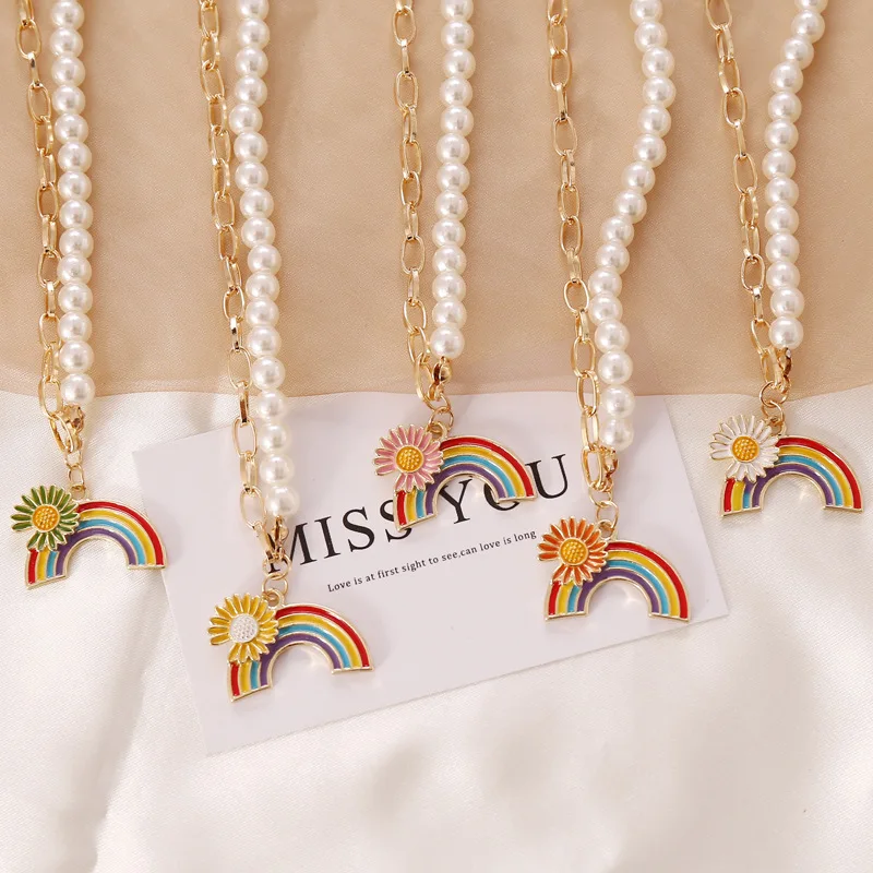 

Personalized retro jewelry rainbow Daisy Pearl Necklace daisy drop makrame rainbow, Red, yellow, green, white, pink