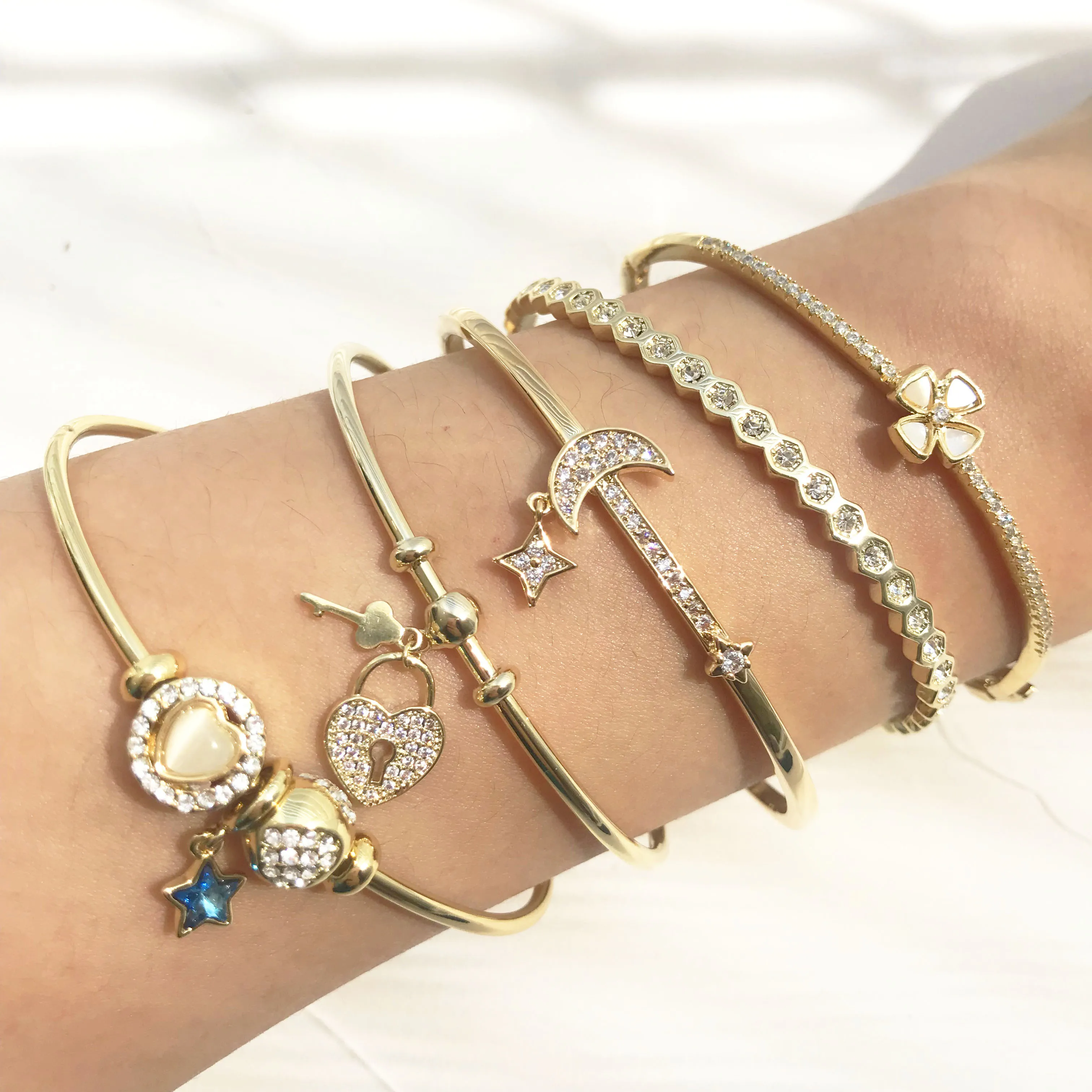

Eico New Design Collection Of Gold Rhinestone Chain Link Bracelet Moon Star Flower Heart Key Shape Women charm Bracelet