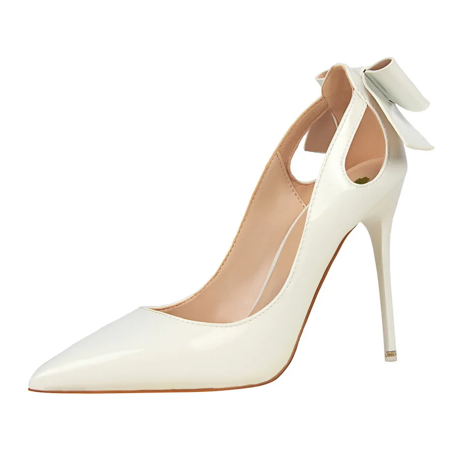 
3168-8 Korean version sexy high-heeled shoes thin with a shallow mouth pointed patent leather hollow after the bow single 