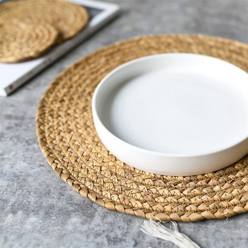 

Natural Seagrass Place Mat Hand-Woven round Rattan Placemats for kitchen dining table