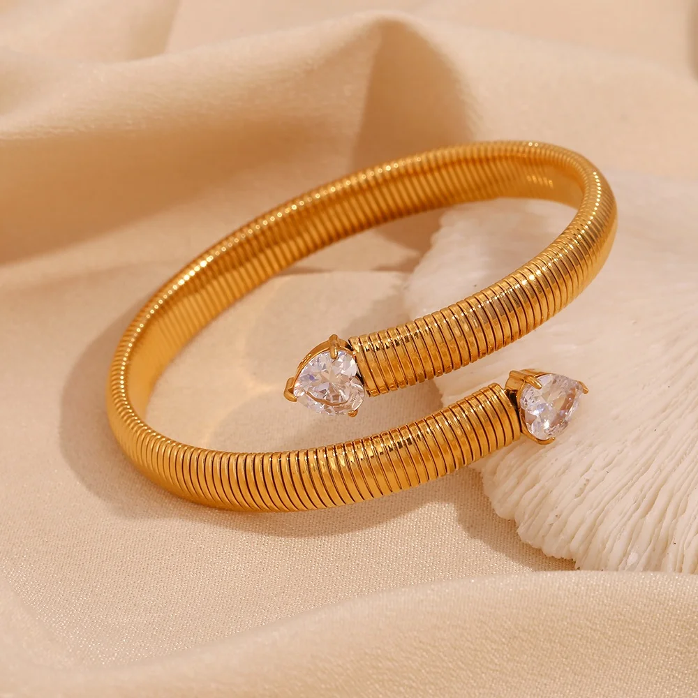 

Shining Heart Zircon Jewelry Chunky Gold Plated Bangle Tarnish Free Jewelry Stainless Steel Bangles Jewelry Women