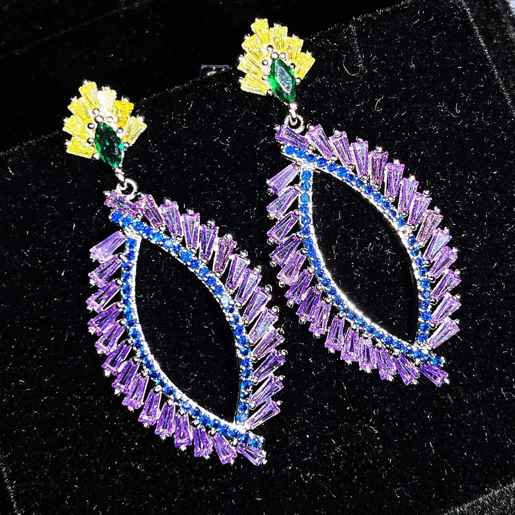 

New Arrival Silver Plated Earrings For Lady Birthday Present Luxury Crystal Green Purple Leaf Flower Drop Earring Women Jewelry, Picture shows