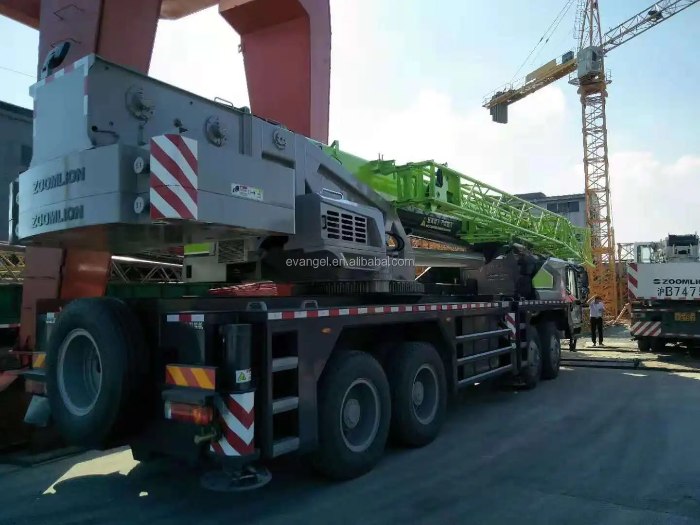 Zoomlion 80 Ton Mobile Crane Qy80v552 For Sale - Buy Crane For Sale ...