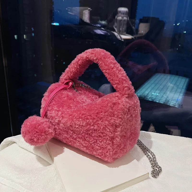 

Wholesale 2021 Winter Fleece Solid Color Purse Venderos Cross Chain Shoulder Ladies Handbag Fur Bags for Girls Women