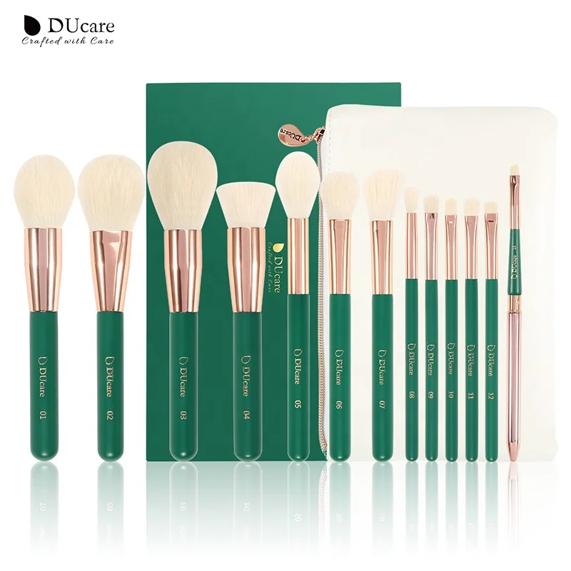 

Original DUcare DF1343 beauty design 13piece makeup brush with plastic cover, Green