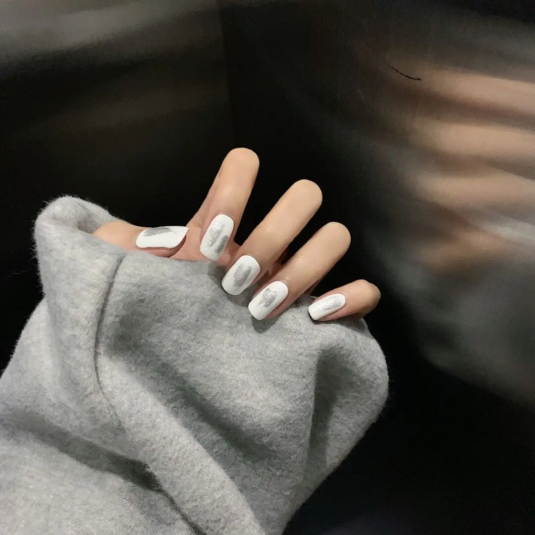 

White silver art Graffiti reusable press on nails artificial press on nails bulk