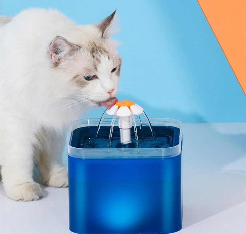 

Pet water dispenser large 5V USB Cat Dog Automatic Smart Dispenser Filter Self Cleaning Led Water Drinking Pet Fountain