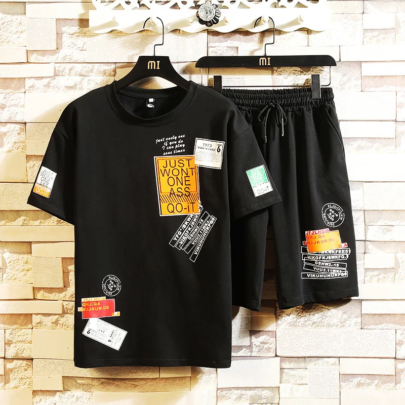

Latest Design Plus Size 5XL Hip Pop Graphic Printed T-shirt And Short Sets Men Summer Two Pieces Sets
