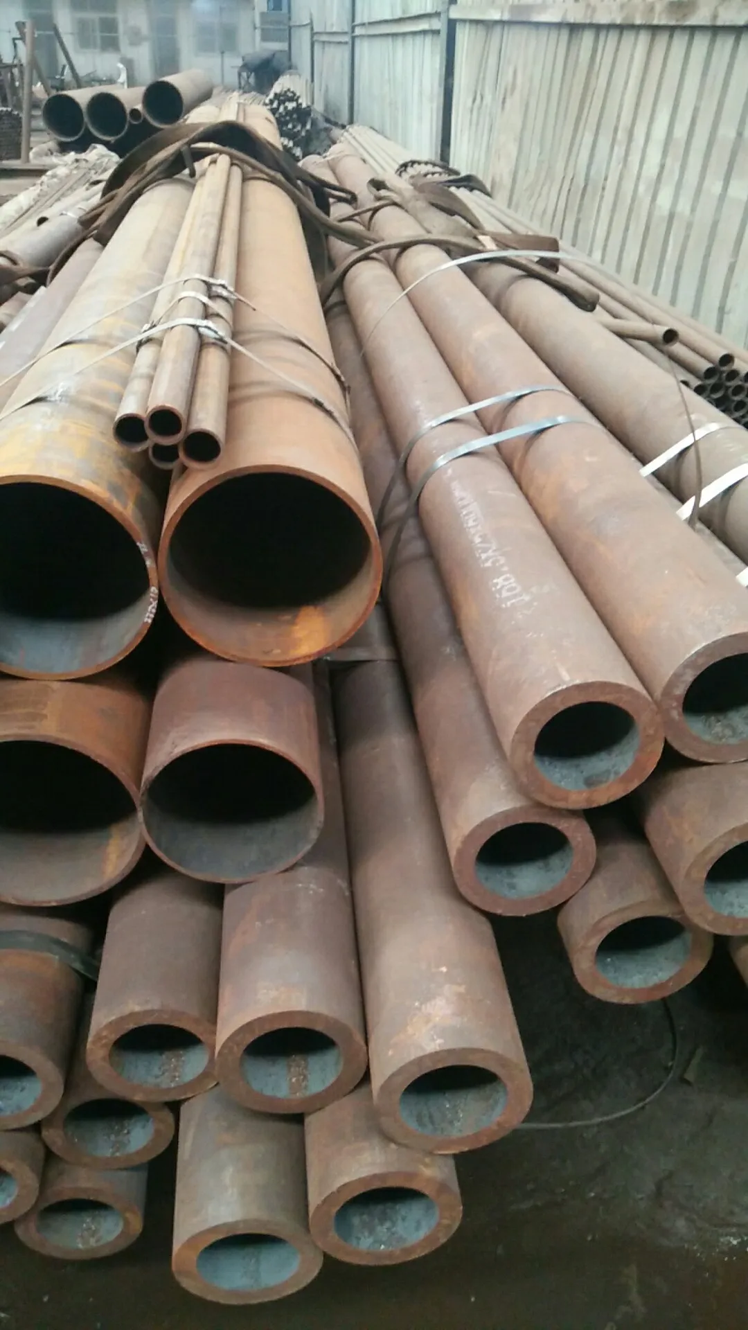 q235b无缝镀锌碳钢管低碳价格合理