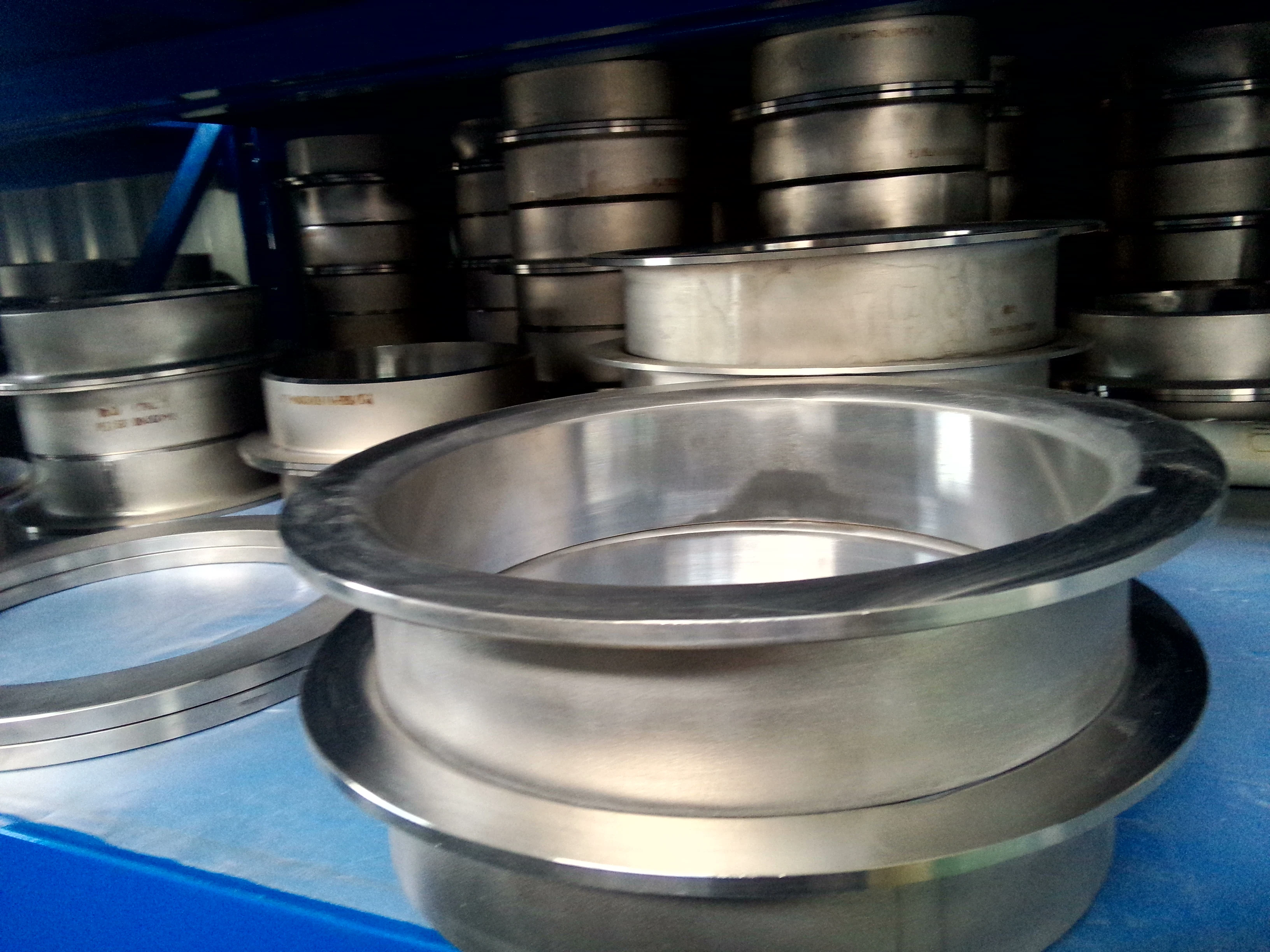 DIN 3.7035 UNS R50400 Long & Short Titanium Stub End Gr2 Pipe Fittings
