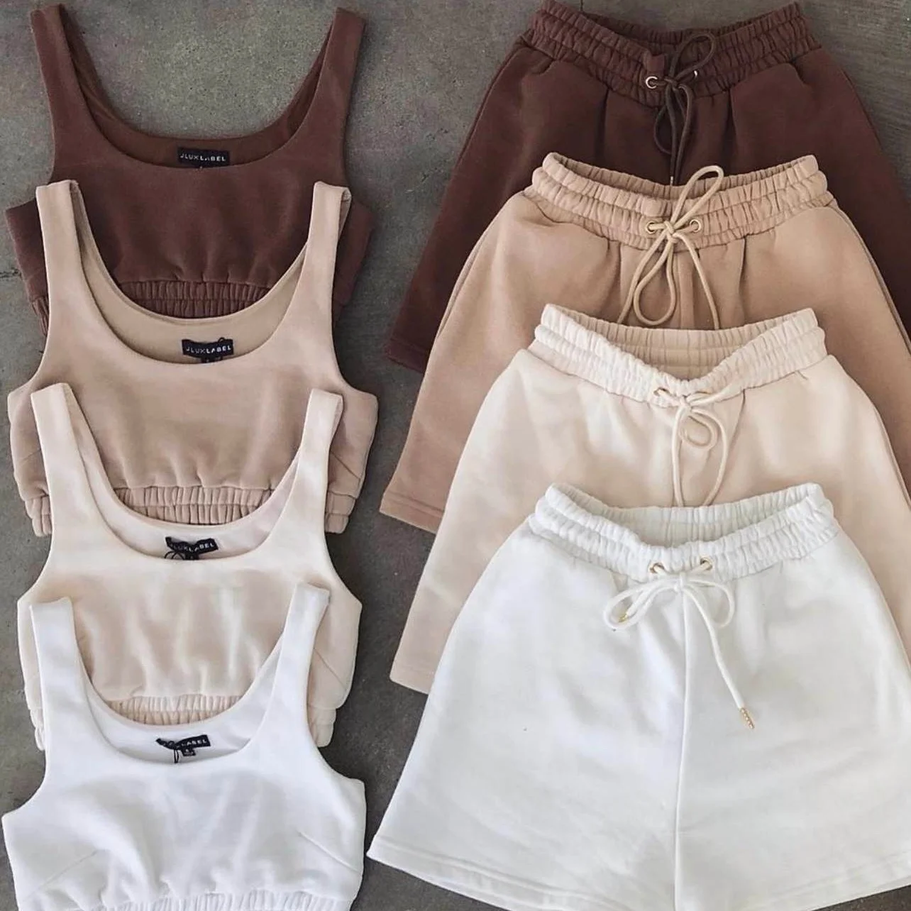 

Summer designer cotton crop top bra and biker pocket shorts matching tracksuit outfit activer two piece short sets, In available