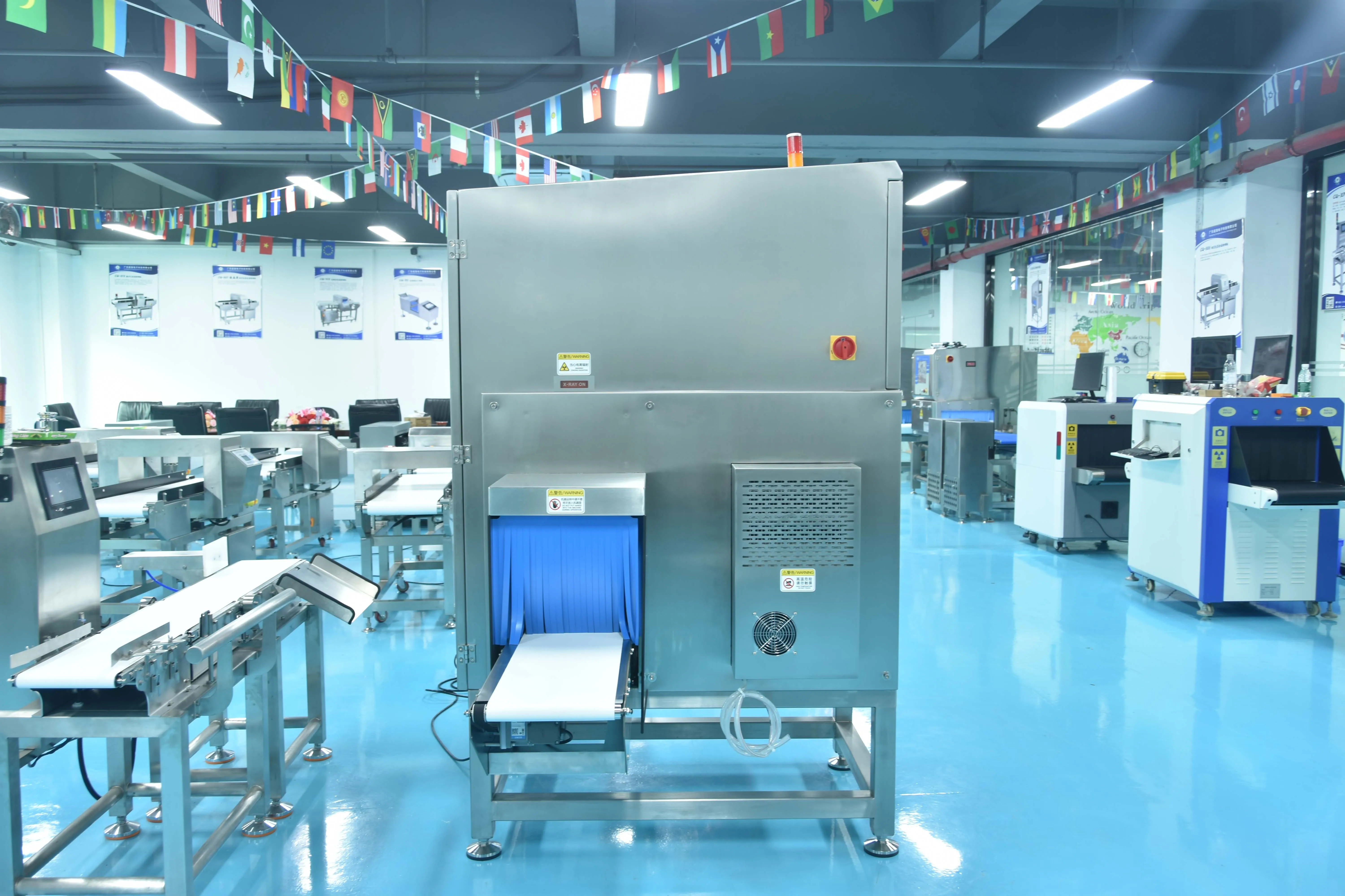 CQ-YW900 system with pusher outfeed in the showroom