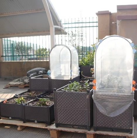 

Suntour Plastic Raised Garden Bed PVC Flower Box Planter on Legs with Rain Cover, Custom color