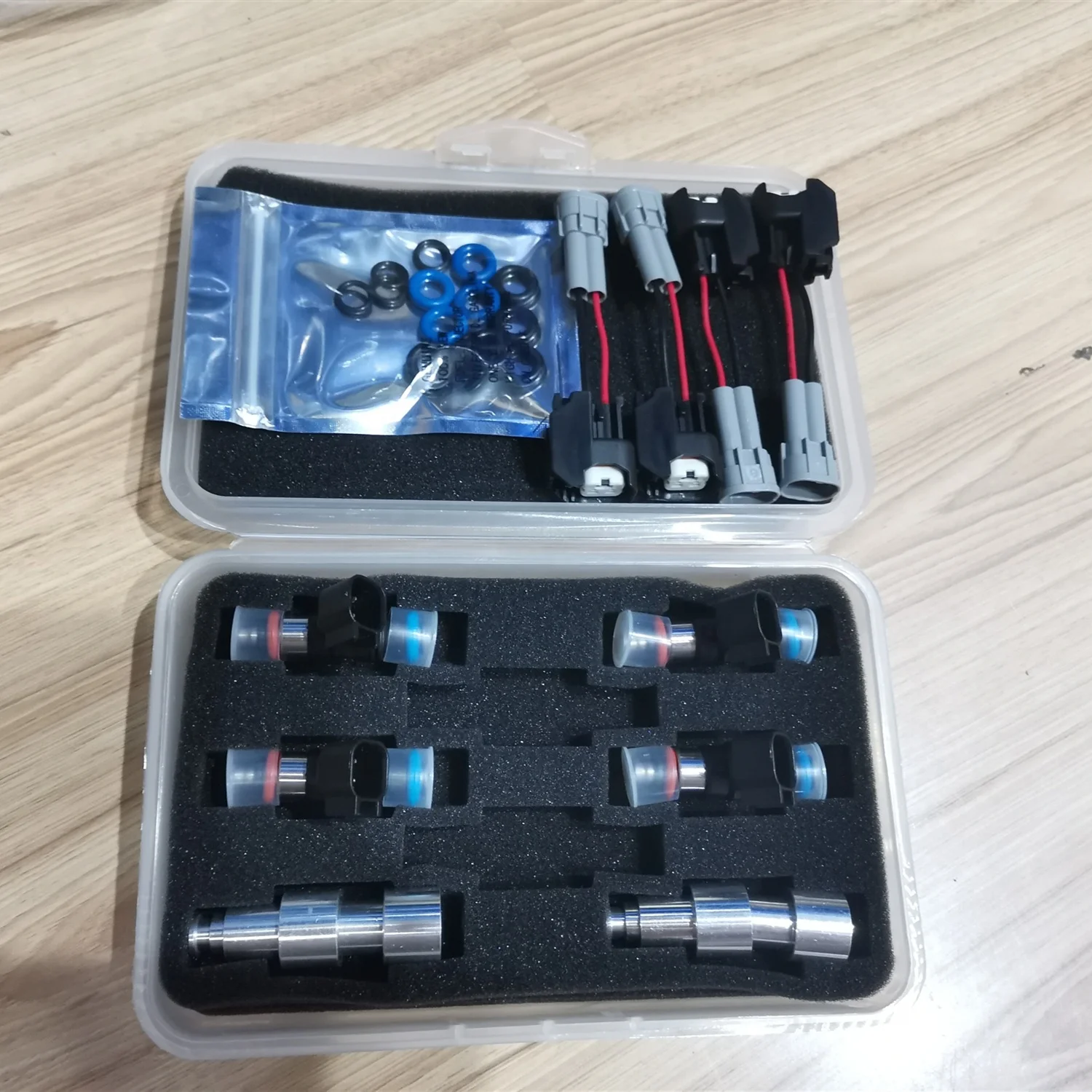 4 cylinder injectors.jpg