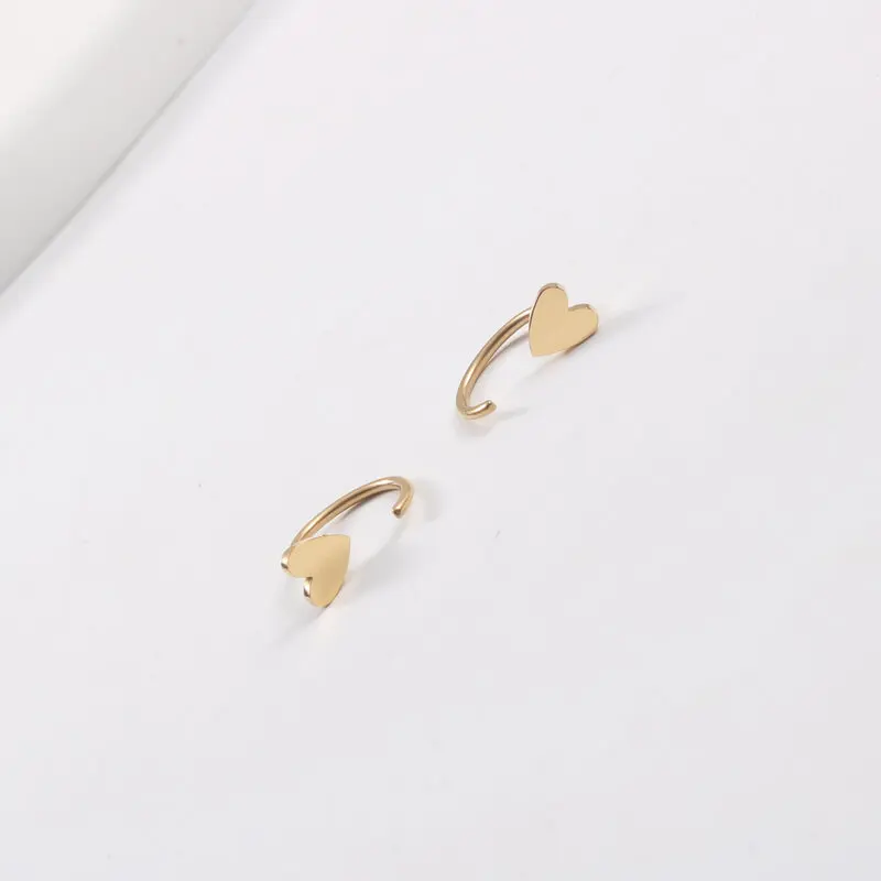 

Trendy Earring 18K Gold Plated Cute Heart C Hoop Earrings for Women Stainless Steel Earrings Wholesale