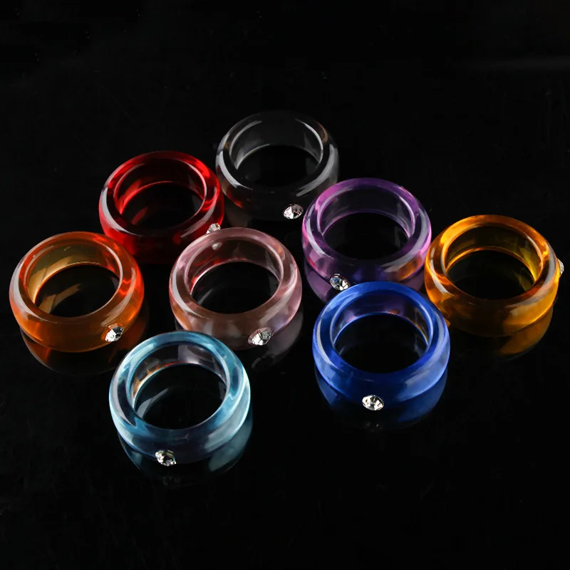 

2021 New Fashion Diamond Inset Multi Color Acrylic Band Rings Crystal Round Acrylic Finger Rings
