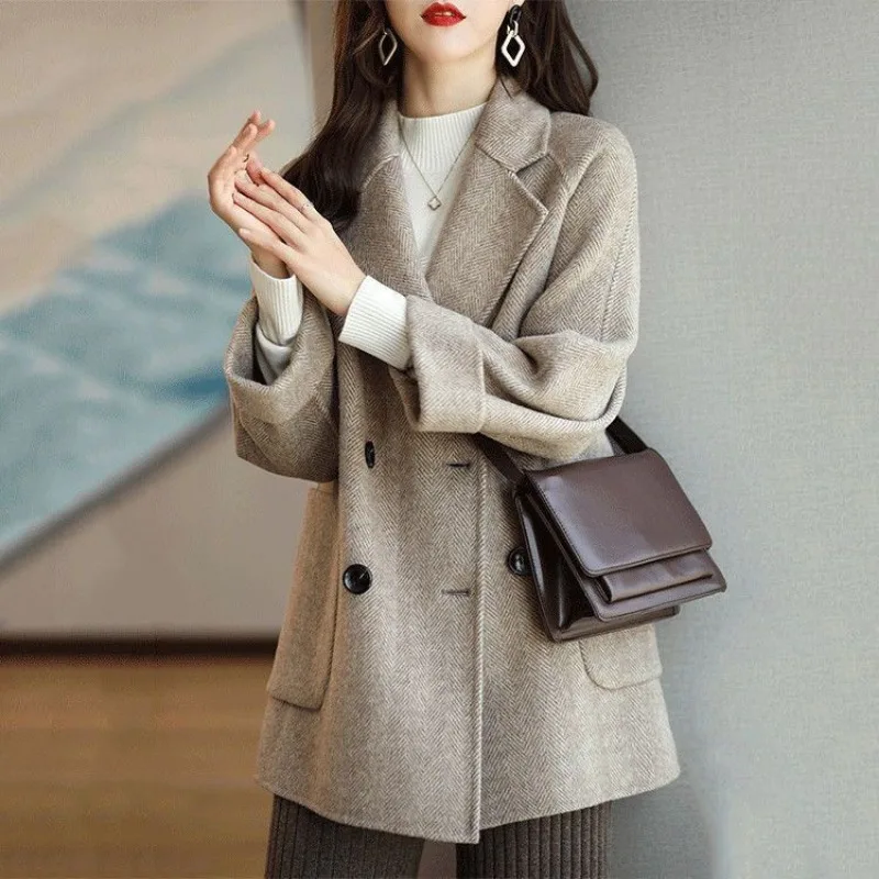 Boutique Wholesale 2026 Autumn and Winter New Fashionable Loose and Slimming Versatile Mid to Long Women's Jackets