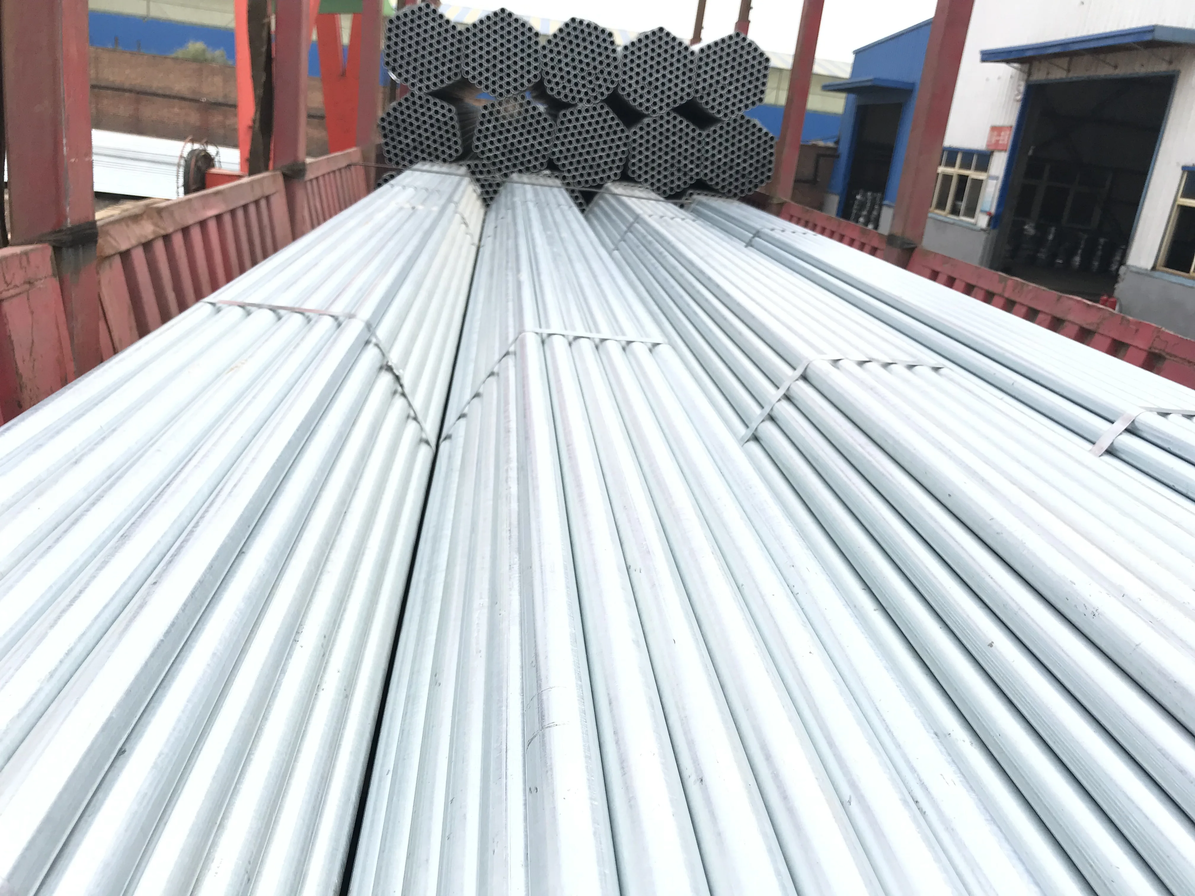 JISG3444 BS1387 1/4'' Galvanized Steel Round Pipe ST42 ST52
