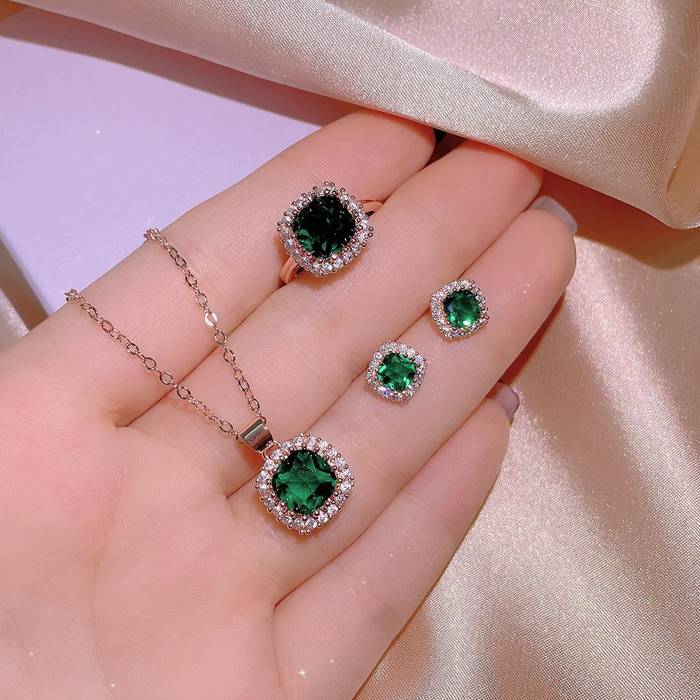 

Rose Gold Plated Green Crystal Emerald Pendant Necklace Earrings Set Sparkling Women Diamond Jewelry Sets for Wedding Bride