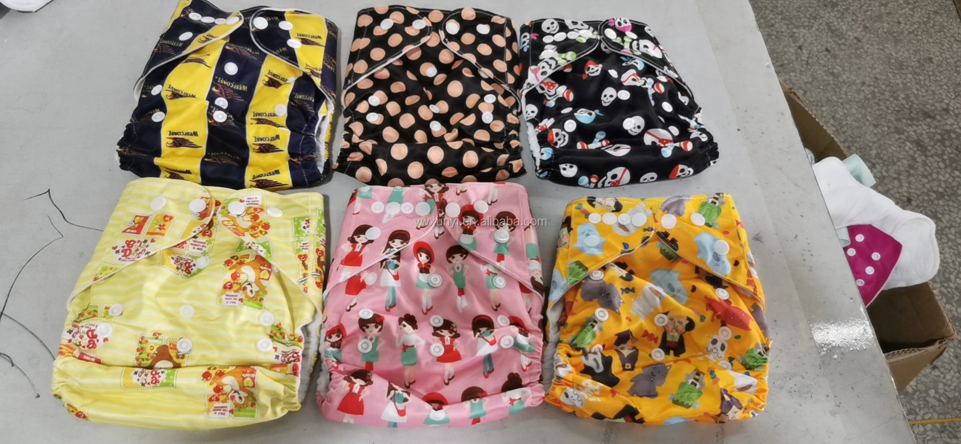 Clearence Stock Cheaper Fashion Design Diapers Cloth Adjustable Eco