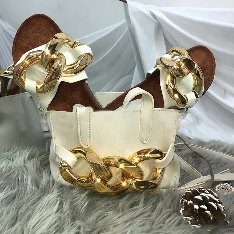 

wholesale Luxury chain purse and handbags with matching slippers outdoor PU flat sandals chain slides shoes set for women girls, 4 color