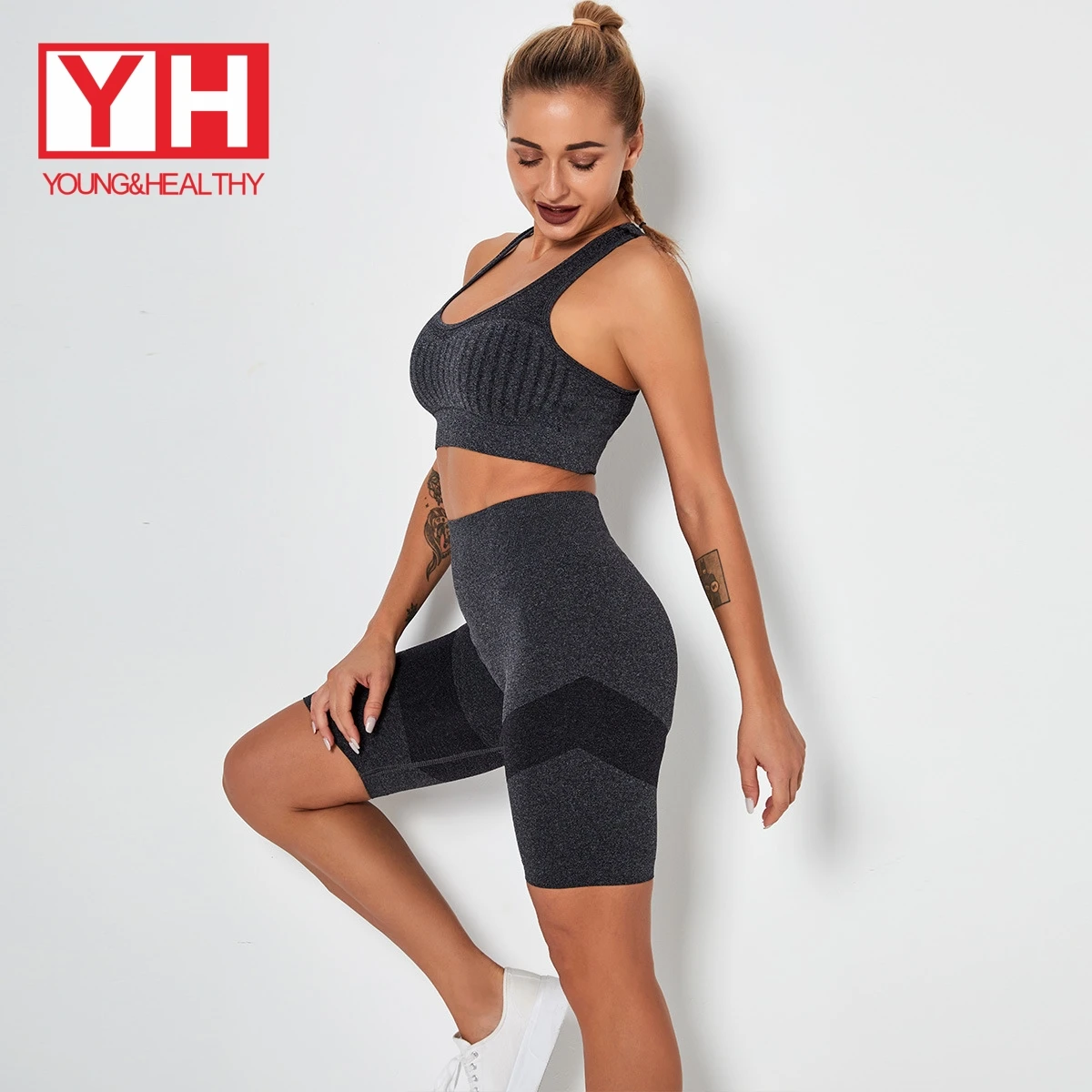 

2021 Quick Dry Seamless Sports Ladies Gym Wear Yoga Sets Womens