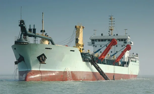 5230CBM TSHD barge.cc.jpg