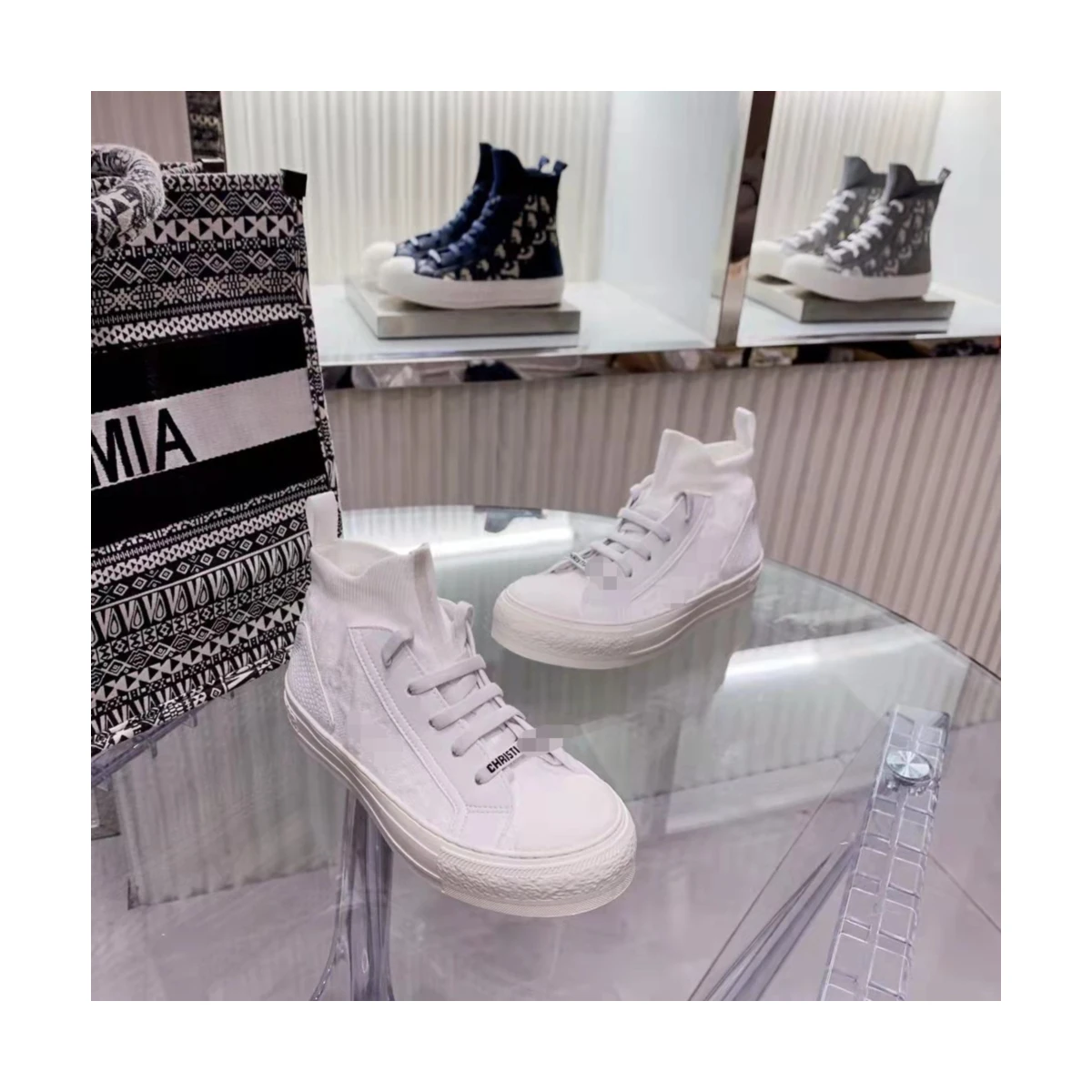 

Brand D Top grade Luxury Canvas Sneaker Fashion Breathable Sneakers for diolly