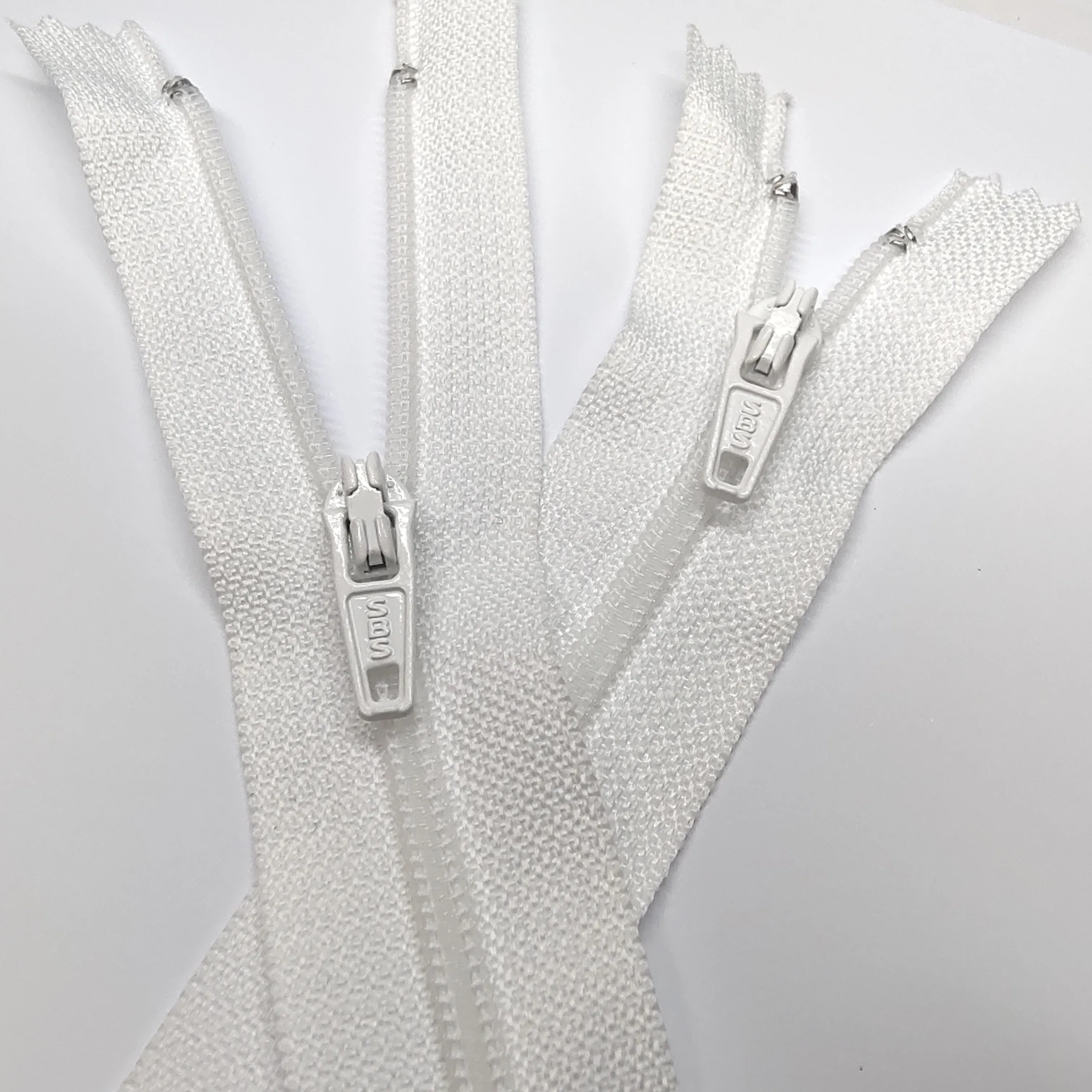 Sbs Good Nylon Zipper 3 &nylon Zipper For Bags And Pants Pockets Buy