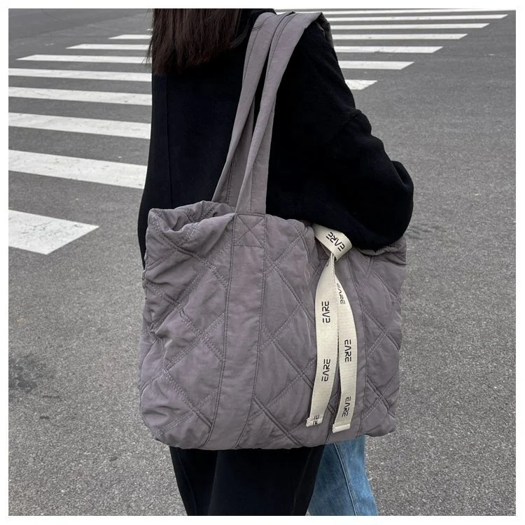 

Modern Travel Backpack with Laptop Compartment Sleeve for Women Men, Customized colors