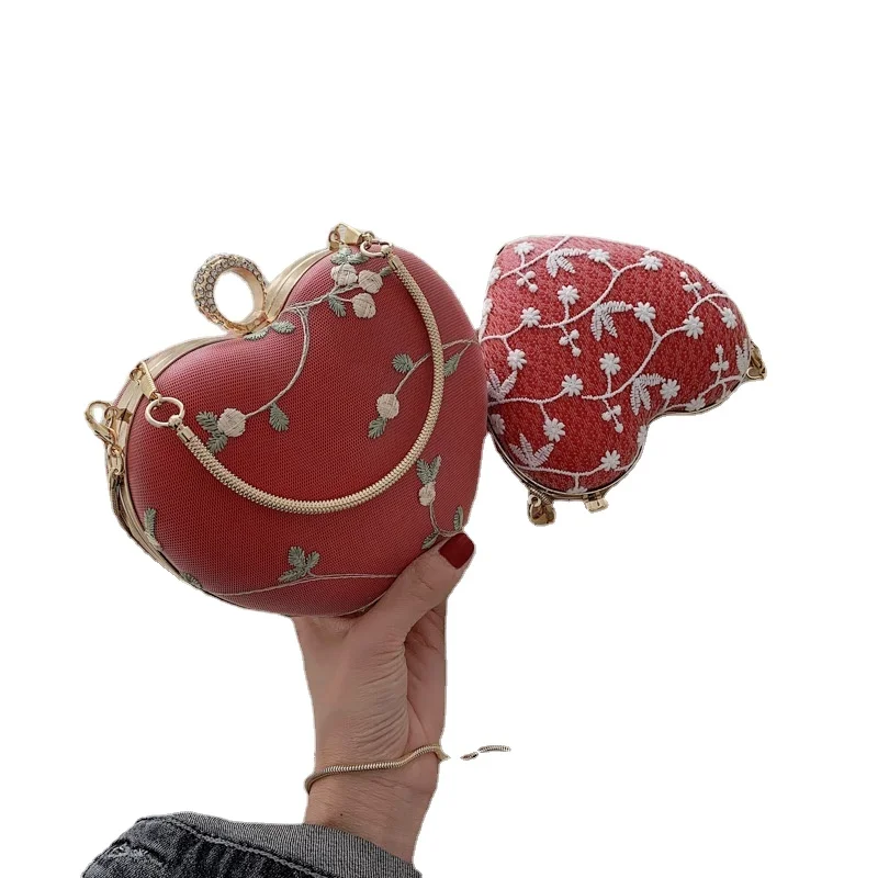 

fashion personality embroiderybag pu leather chain lace heart shape handbag women clutch purse bag