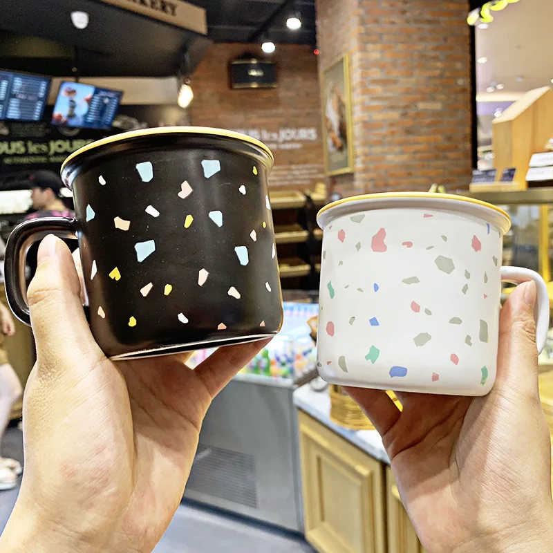 

2019 High Quality Promotional Imitation Enamel Porcelain Mugs, White and black