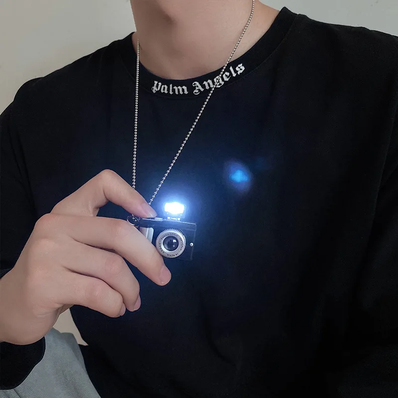 

Shenzhen Hip Hop Can Flash Sound Luminous Small Camera Stainless Titanium Steel Necklace For Men And Women, Silver